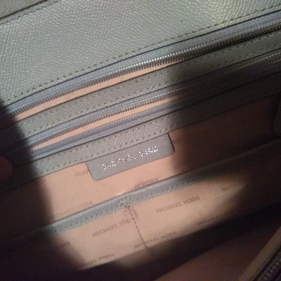 Brand New Michael Kors purse for sale - Picture 2 of 3